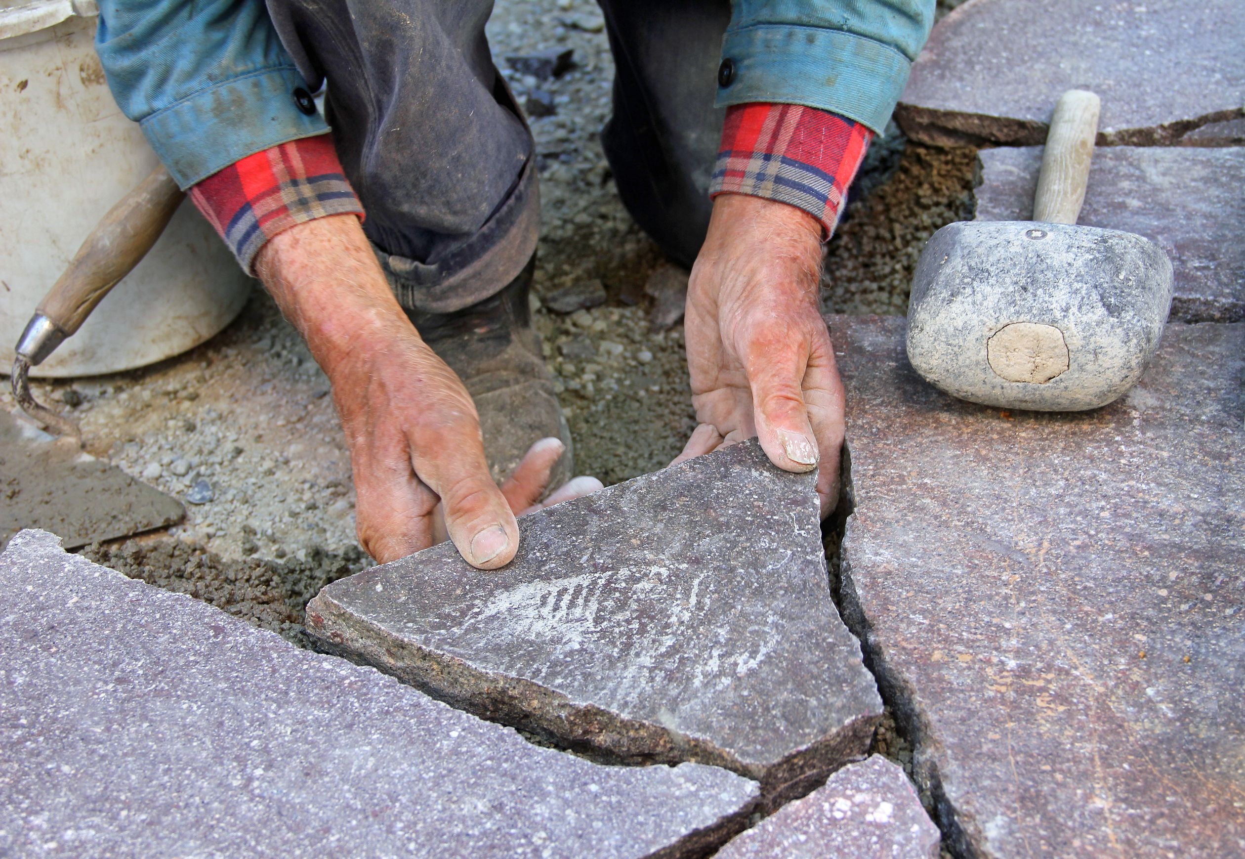 Best gloves for rock and concrete work